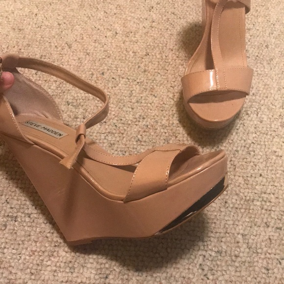 Steve Madden wedged - Picture 3 of 3